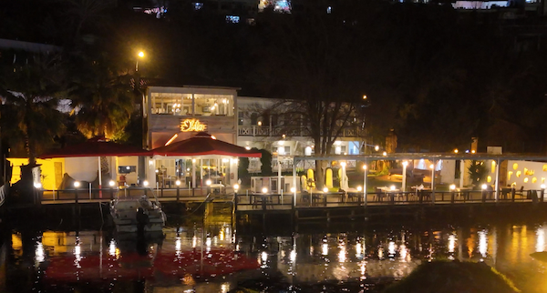 Gece yarısı Lotus